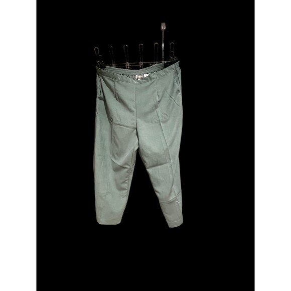 Alfred Dunner Lake Geneva Corduroy Pants, Size 24W - Picture 1 of 8